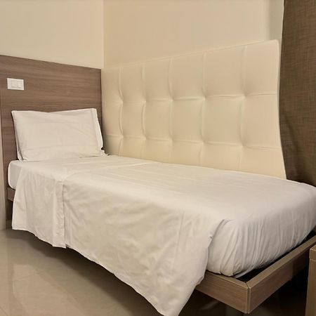Hotel Boccascena Genua Buitenkant foto