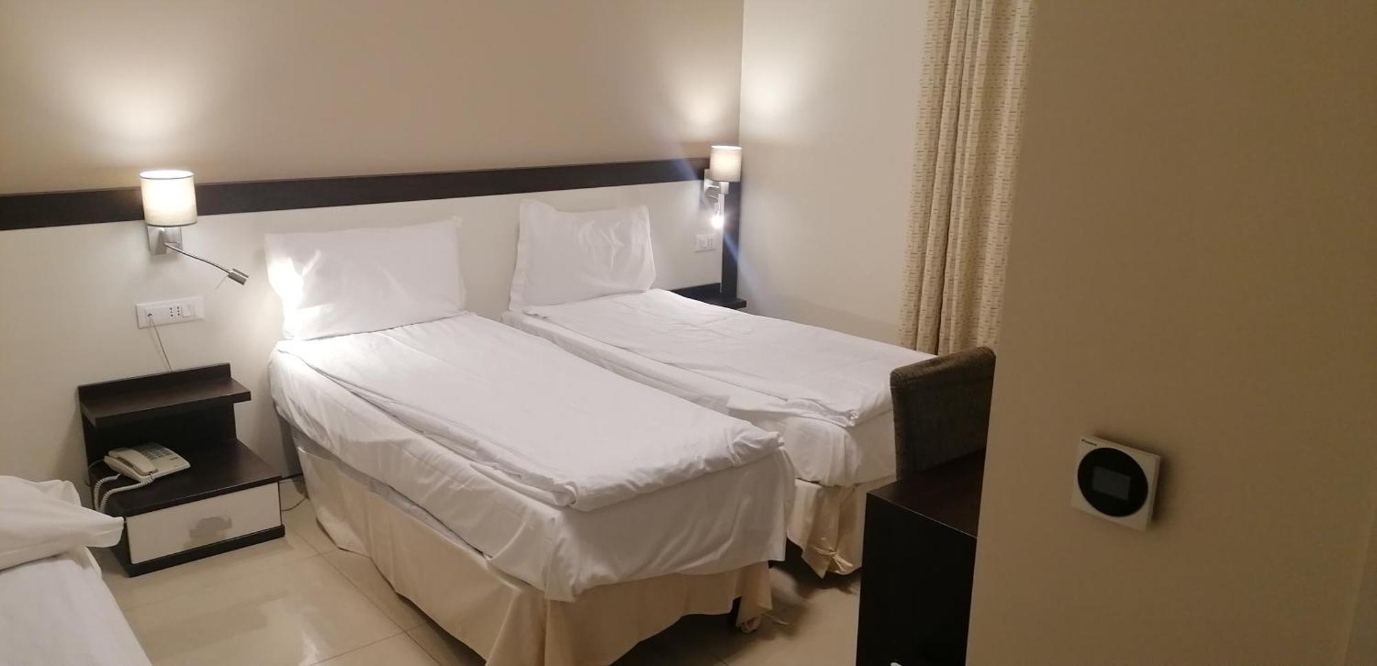 Hotel Boccascena Genua Buitenkant foto