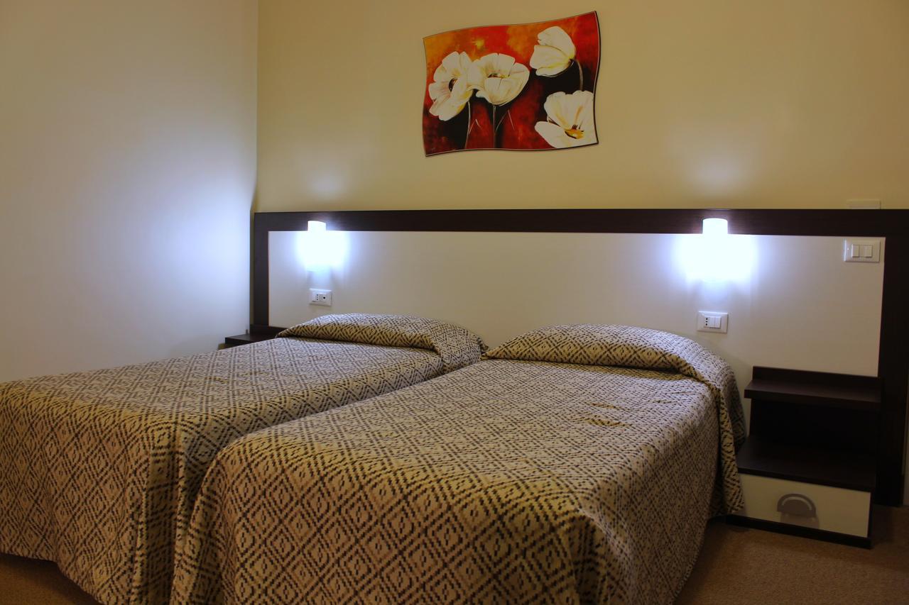 Hotel Boccascena Genua Buitenkant foto
