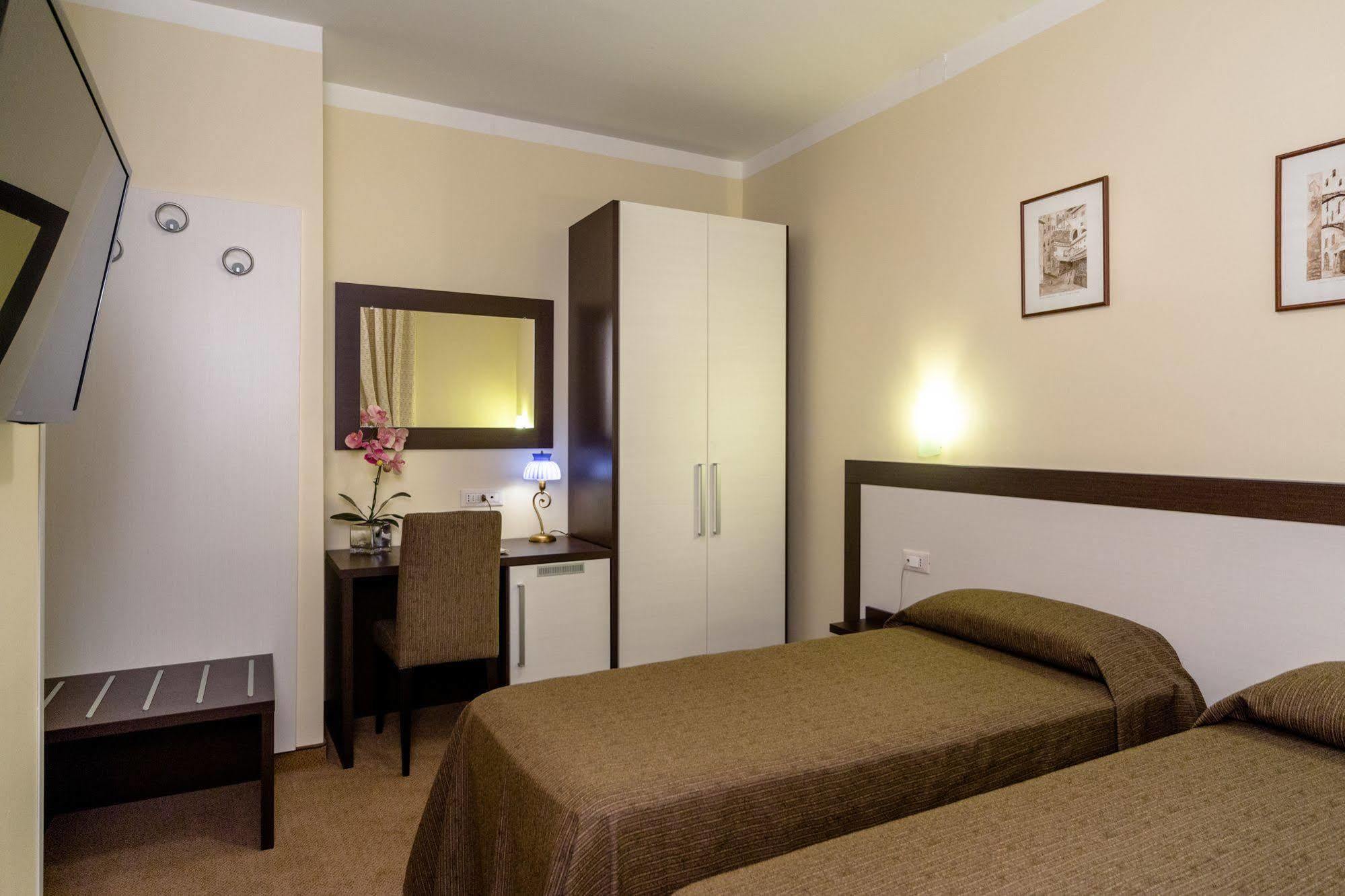 Hotel Boccascena Genua Buitenkant foto